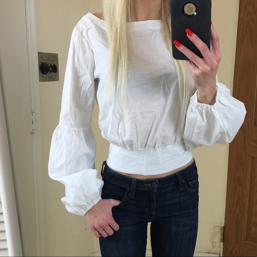 ***FLASH SALE!!!***  BEBE NWOT CHIC WHITE BLOUSE
